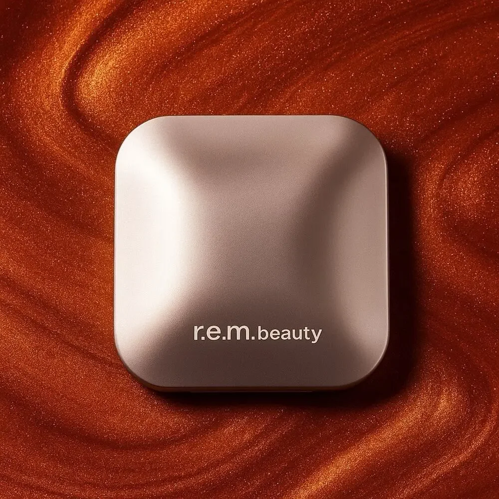 r.e.m. beauty Interstellar Highlighter Topper Miss Jupiter New in Box 0.23 oz
